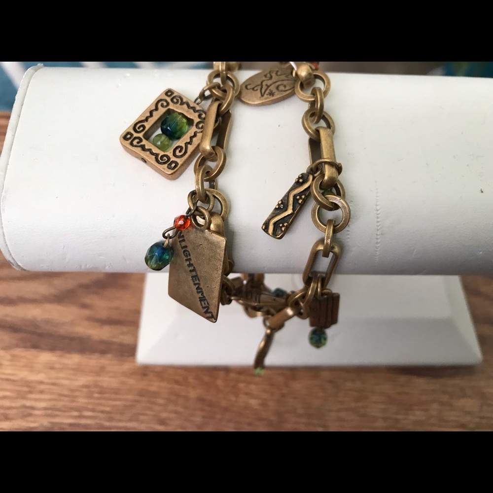 Lovely Chico’s Charm Bracelet - Picture 8 of 9